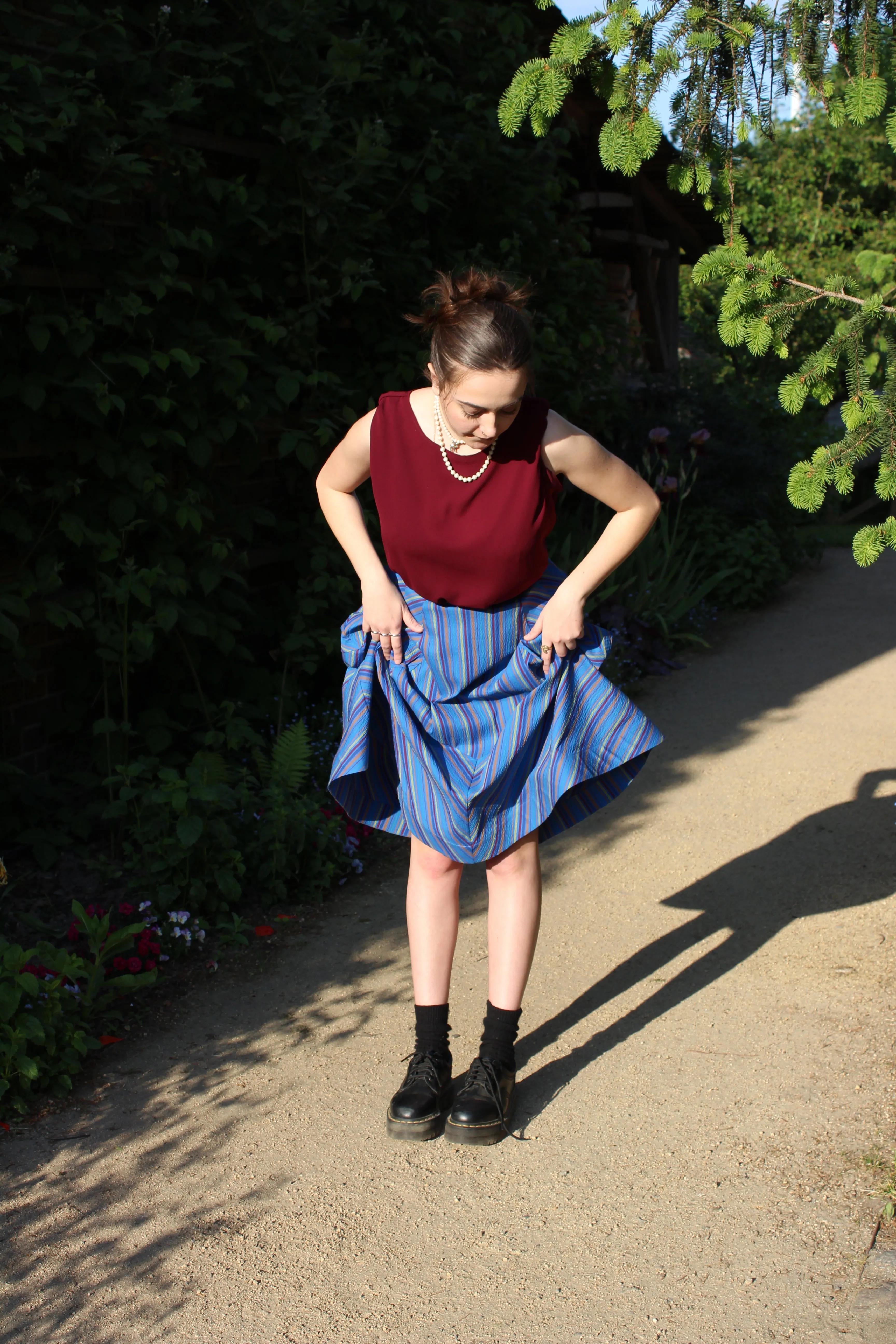 BLUE FLARED STRIPED SKIRT