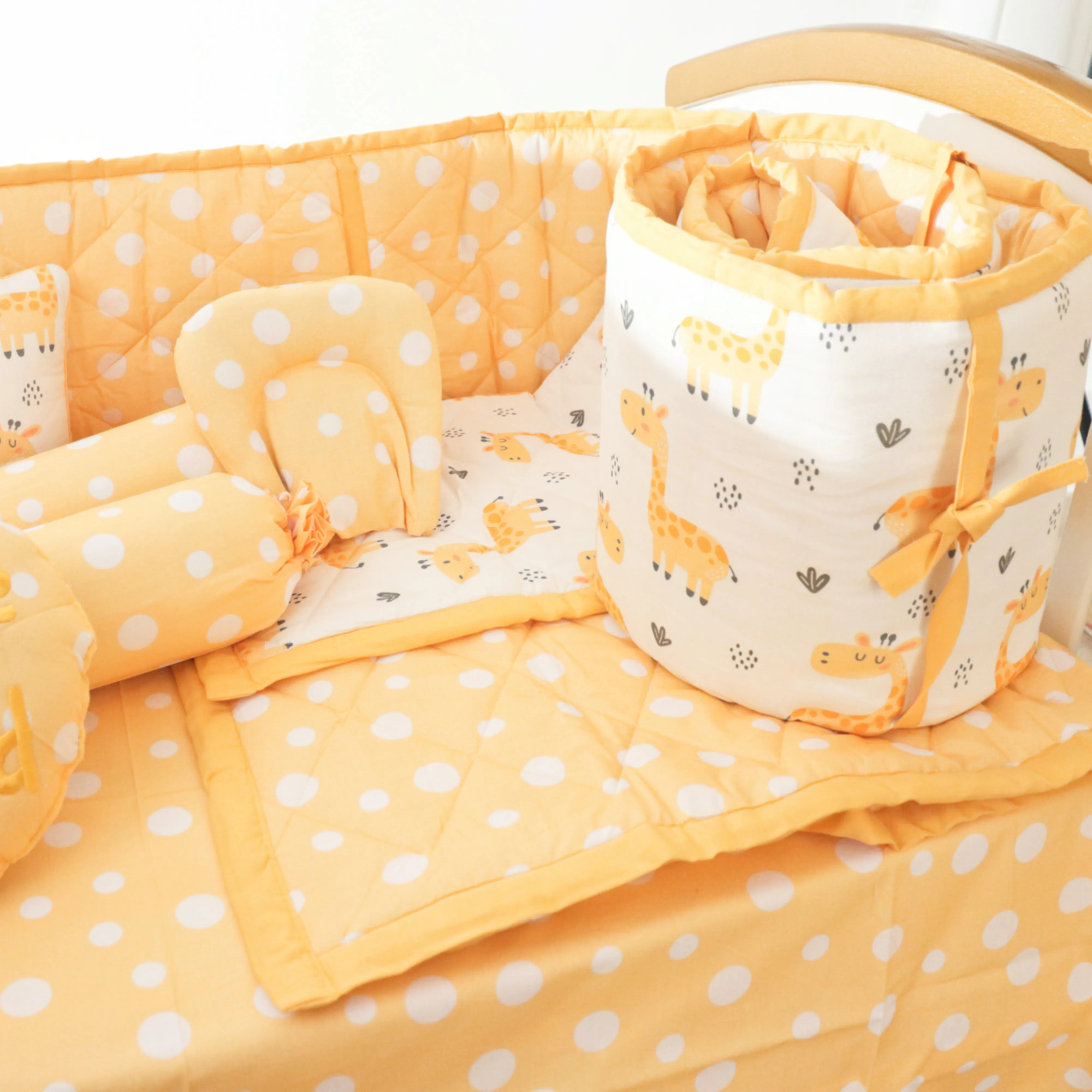Super Value Bedding Set - Baby Giraffe & Cute Polka (Set Of 11)